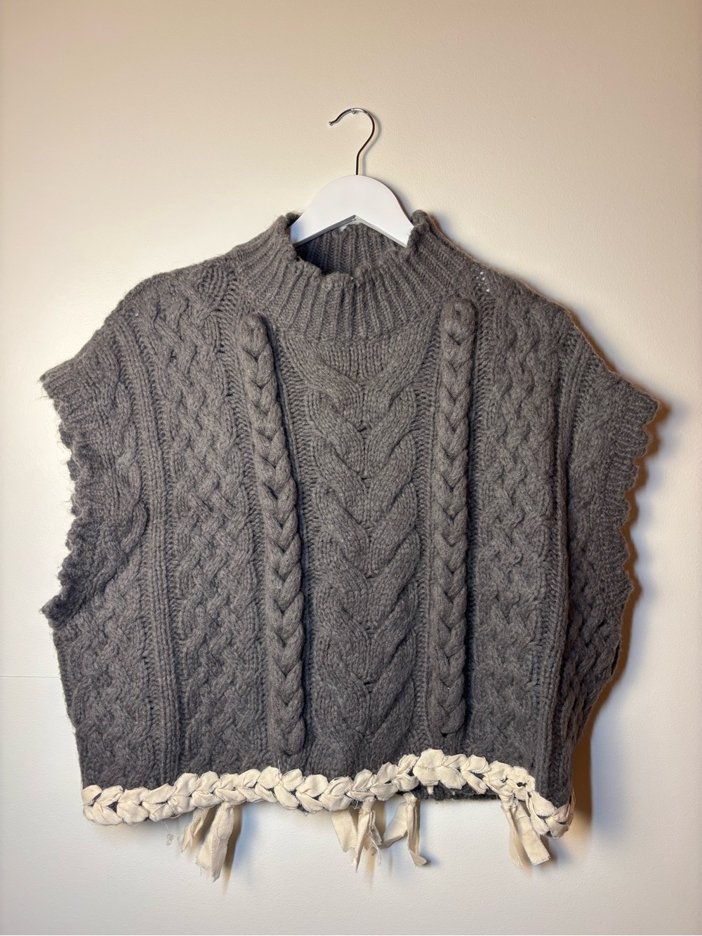 Zara Charcoal Cable-Knit Mock Neck Sleeveless Crew Sweater Vest, size xs-s - Picture 2 of 11